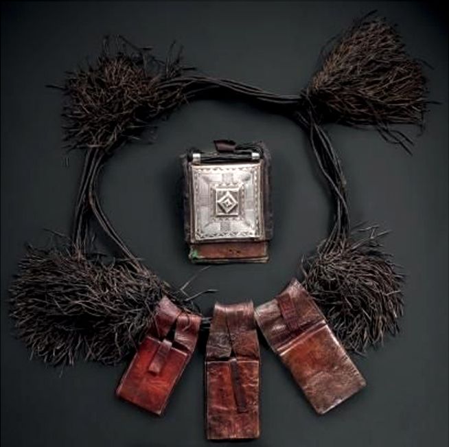 leather-amulet-necklace-from-the-tuareg-people-of-the-hoggar-in-algeria