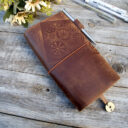 Rusztikus öregbített bivalybőr napló, Jegyzetfüzet, Notebook férfiaknak, Midori újratölthető egyedi